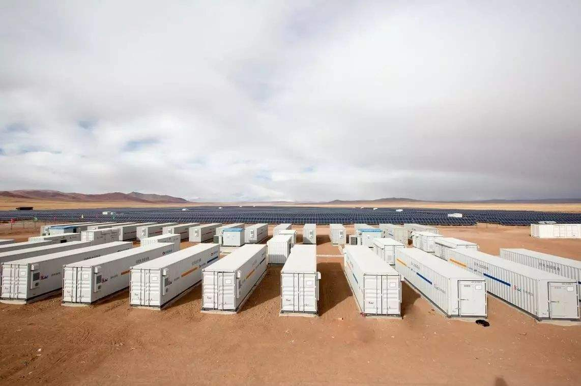 光伏系統大型蓄電池多少錢一組